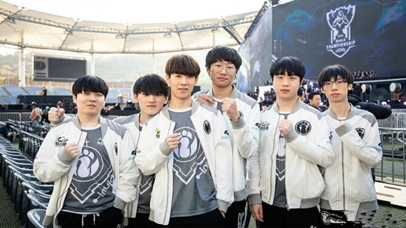 传球选择 传球选择