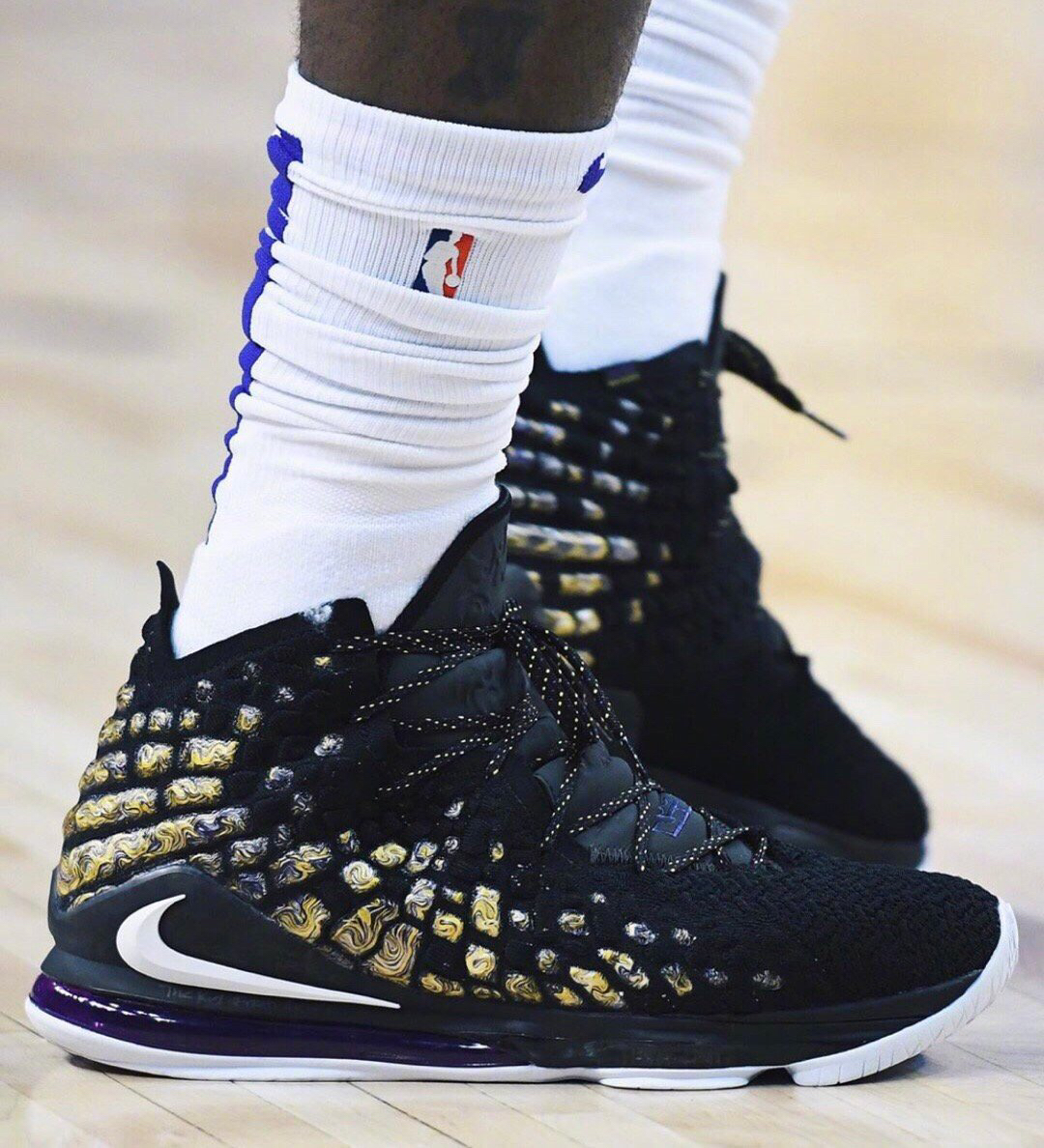 关键变量 关键变量