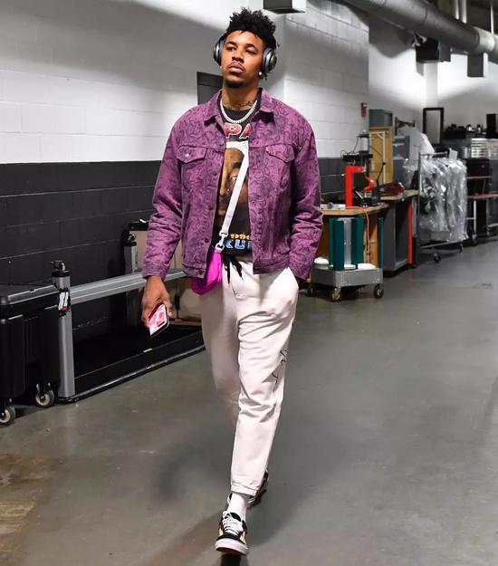 负重影响平 负重影响平